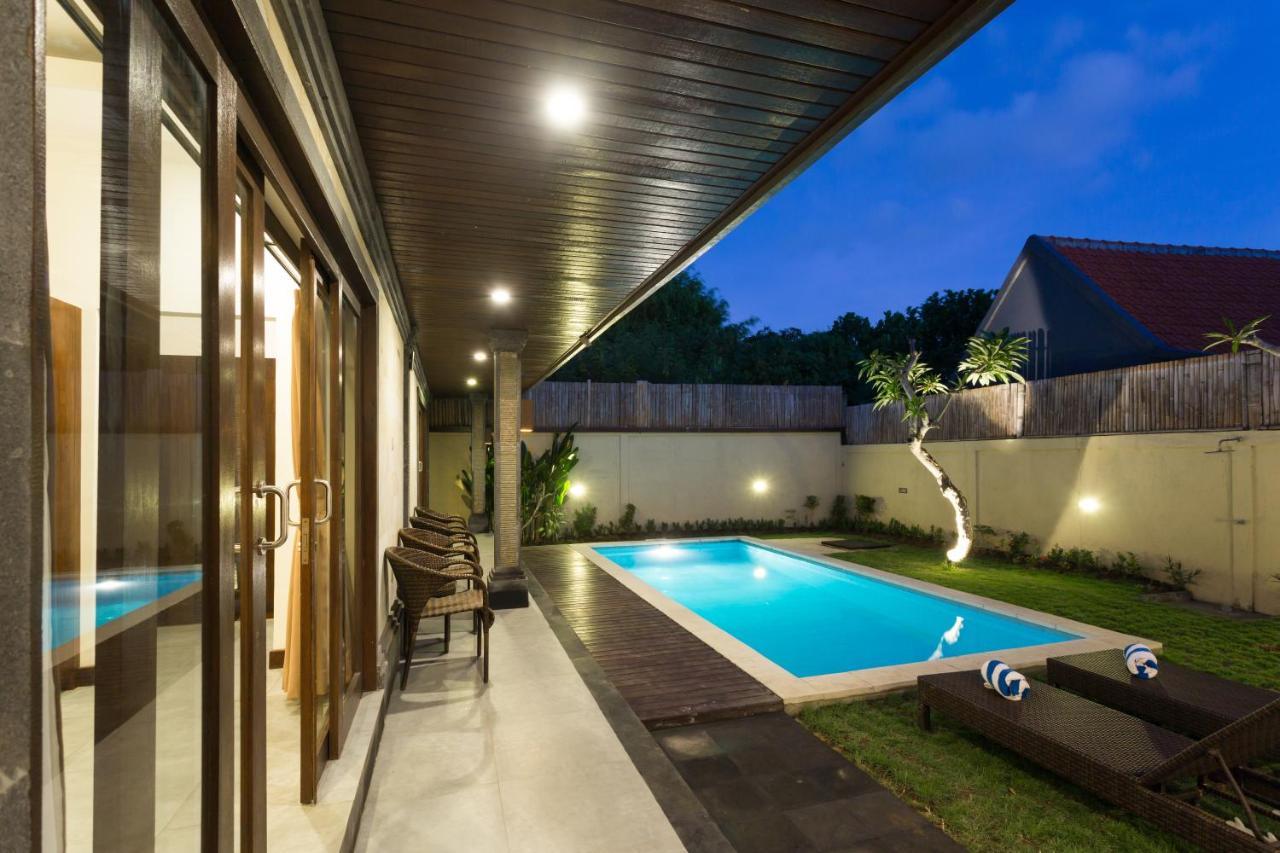 Paisa Villa Seminyak Luaran gambar